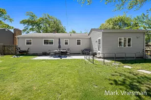 3125 Coolidge Rd, Muskegon, MI 49441 - Photo 39