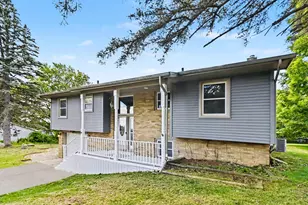 1077 Gidner Rd, Charlotte, MI 48813 - Photo 3