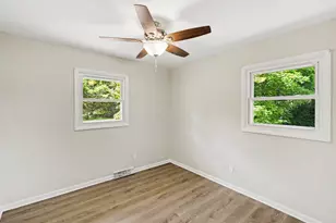 1077 Gidner Rd, Charlotte, MI 48813 - Photo 17