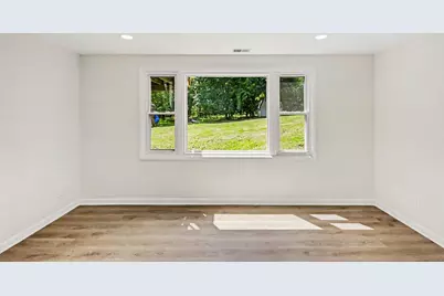 1077 Gidner Road, Charlotte, MI 48813 - Photo 7