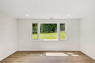 1077 Gidner Rd, Charlotte, MI 48813 - Photo 7