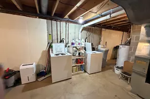 334 N Grand St, Marshall, MI 49068 - Photo 17
