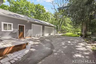 1328 Maplerow Avenue NW, Grand Rapids, MI 49534 - Photo 3