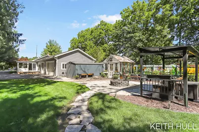 1328 Maplerow Avenue NW, Grand Rapids, MI 49534 - Photo 41
