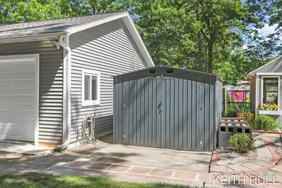 1328 Maplerow Avenue NW, Grand Rapids, MI 49534 - Photo 43
