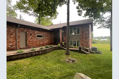 3010 Loon Lake Shores Road, Waterford, MI 48329 - Photo 1