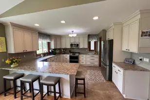 3010 Loon Lake Shores Rd, Waterford, MI 48329 - Photo 11