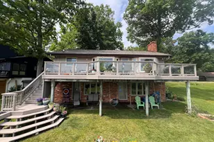 3010 Loon Lake Shores Rd, Waterford, MI 48329 - Photo 5