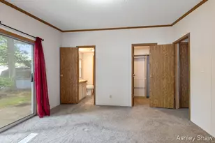 13566 Pinewood Dr, Grand Haven, MI 49417 - Photo 11