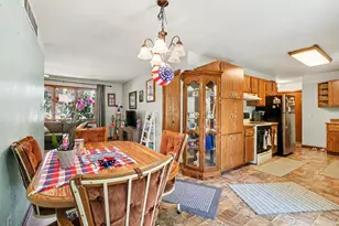 202 E Vermont Ave, White Pigeon, MI 49099 - Photo 9