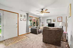 202 E Vermont Ave, White Pigeon, MI 49099 - Photo 3