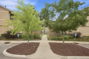 300 Briarcrest Dr, Ann Arbor, MI 48104 - Photo 41