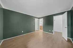300 Briarcrest Dr, Ann Arbor, MI 48104 - Photo 13