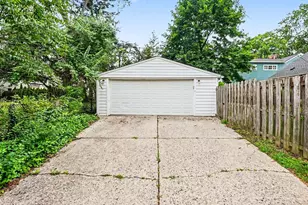 1616 Morton Ave, Ann Arbor, MI 48104 - Photo 3