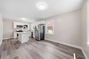 746 Kennedy St, Jackson, MI 49202 - Photo 13