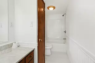 409 Jerumbo St, Manistee, MI 49660 - Photo 13