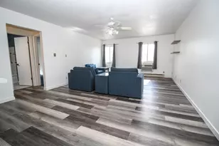 173 E Michigan Ave, Three Rivers, MI 49093 - Photo 9