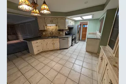 11235 Common Road, Warren, MI 48093 - Photo 11