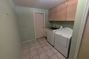11235 Common Rd, Warren, MI 48093 - Photo 17