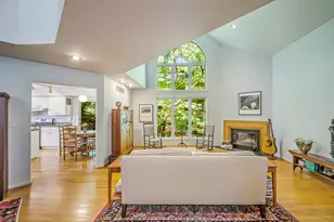 555 Glendale Cir, Ann Arbor, MI 48103 - Photo 9