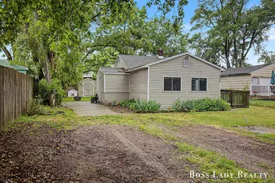 1220 Beechwood Street NE, Grand Rapids, MI 49505 - Photo 1