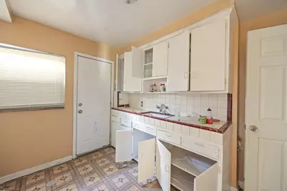 18903 Evergreen Road, Detroit, MI 48219 - Photo 11
