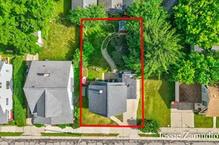 947 Lyon St NE, Grand Rapids, MI 49503 - Photo 37