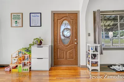 947 Lyon Street NE, Grand Rapids, MI 49503 - Photo 5