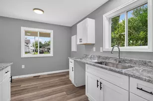 1111 Lansing Ave, Jackson, MI 49202 - Photo 13