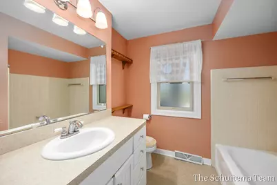 4526 Bauer Road, Hudsonville, MI 49426 - Photo 17