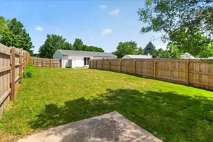 5605 Holly Dr, Jackson, MI 49201 - Photo 25