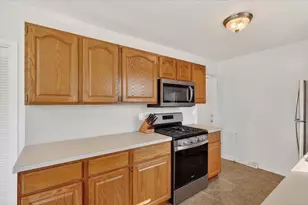 4401 Edgemont Dr SW, Wyoming, MI 49519 - Photo 17