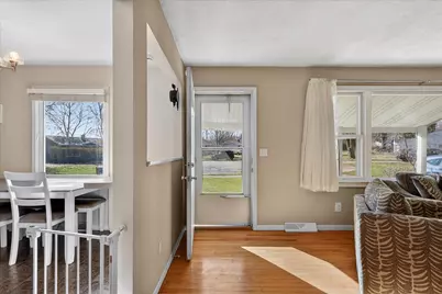 4401 Edgemont Drive SW, Wyoming, MI 49519 - Photo 5