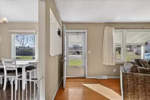 4401 Edgemont Dr SW, Wyoming, MI 49519 - Photo 5