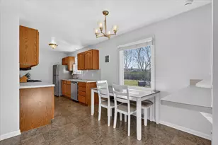 4401 Edgemont Dr SW, Wyoming, MI 49519 - Photo 13