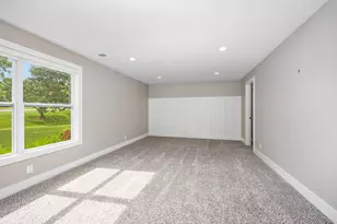 706 Braeside Dr SE, Byron Center, MI 49315 - Photo 29