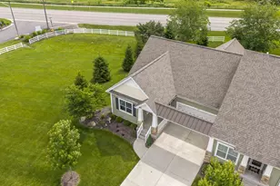 706 Braeside Dr SE, Byron Center, MI 49315 - Photo 37