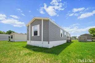 12739 Meadow Dr, Wayland, MI 49348 - Photo 19