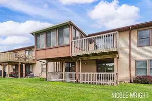2922 Porter Ct SW, Grandville, MI 49418 - Photo 3