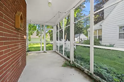 1307 Lakeway Avenue, Kalamazoo, MI 49001 - Photo 9