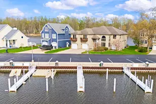 2349 Riverside Pointe Dr, Saint Joseph, MI 49085 - Photo 3