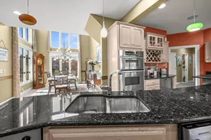 2349 Riverside Pointe Dr, Saint Joseph, MI 49085 - Photo 17