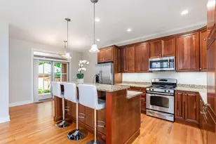 1010 Baldwin Ave, Ann Arbor, MI 48104 - Photo 3