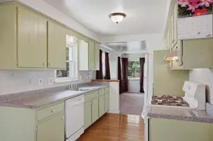 35843 Rewa St, Clinton Twp, MI 48035 - Photo 13