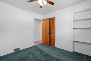 35843 Rewa St, Clinton Twp, MI 48035 - Photo 19