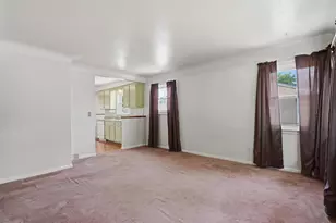 35843 Rewa St, Clinton Twp, MI 48035 - Photo 3