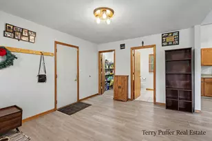12253 Rich St, Grand Haven, MI 49417 - Photo 5