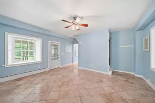 208 Glasgow Rd, Jackson, MI 49201 - Photo 7