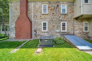 208 Glasgow Rd, Jackson, MI 49201 - Photo 123