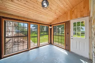 208 Glasgow Rd, Jackson, MI 49201 - Photo 71
